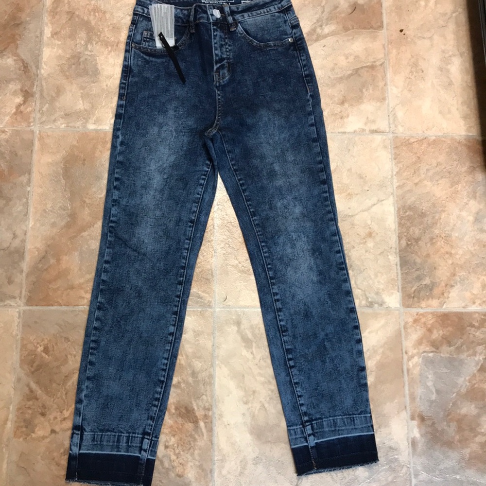 NWT NOISEY MAY JEANS (ASOS)